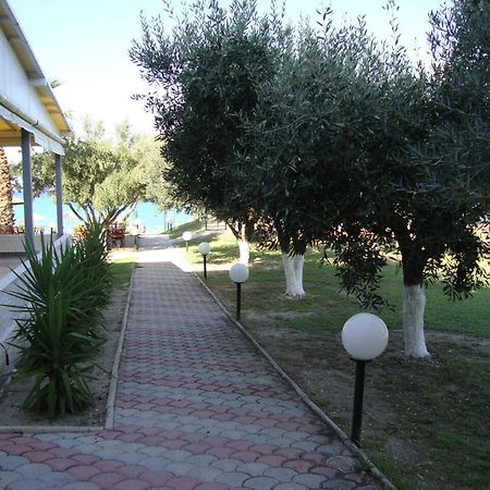 Kopsis Beach Hotel Pefkochori Exterior photo