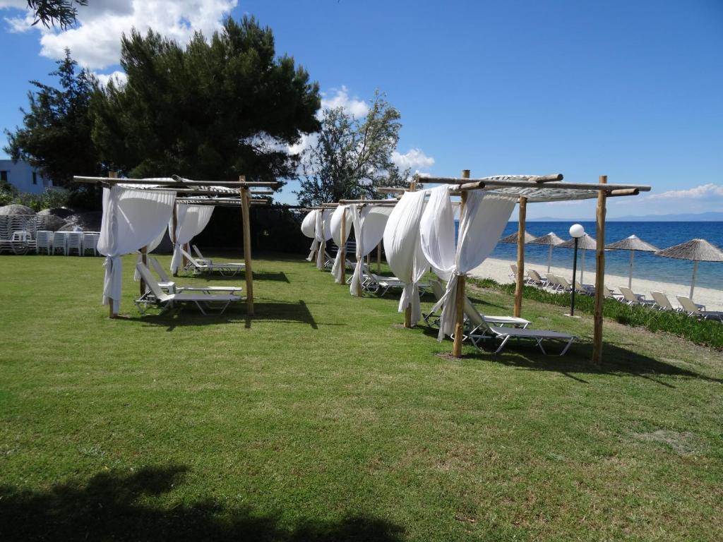 Kopsis Beach Hotel Pefkochori Exterior photo